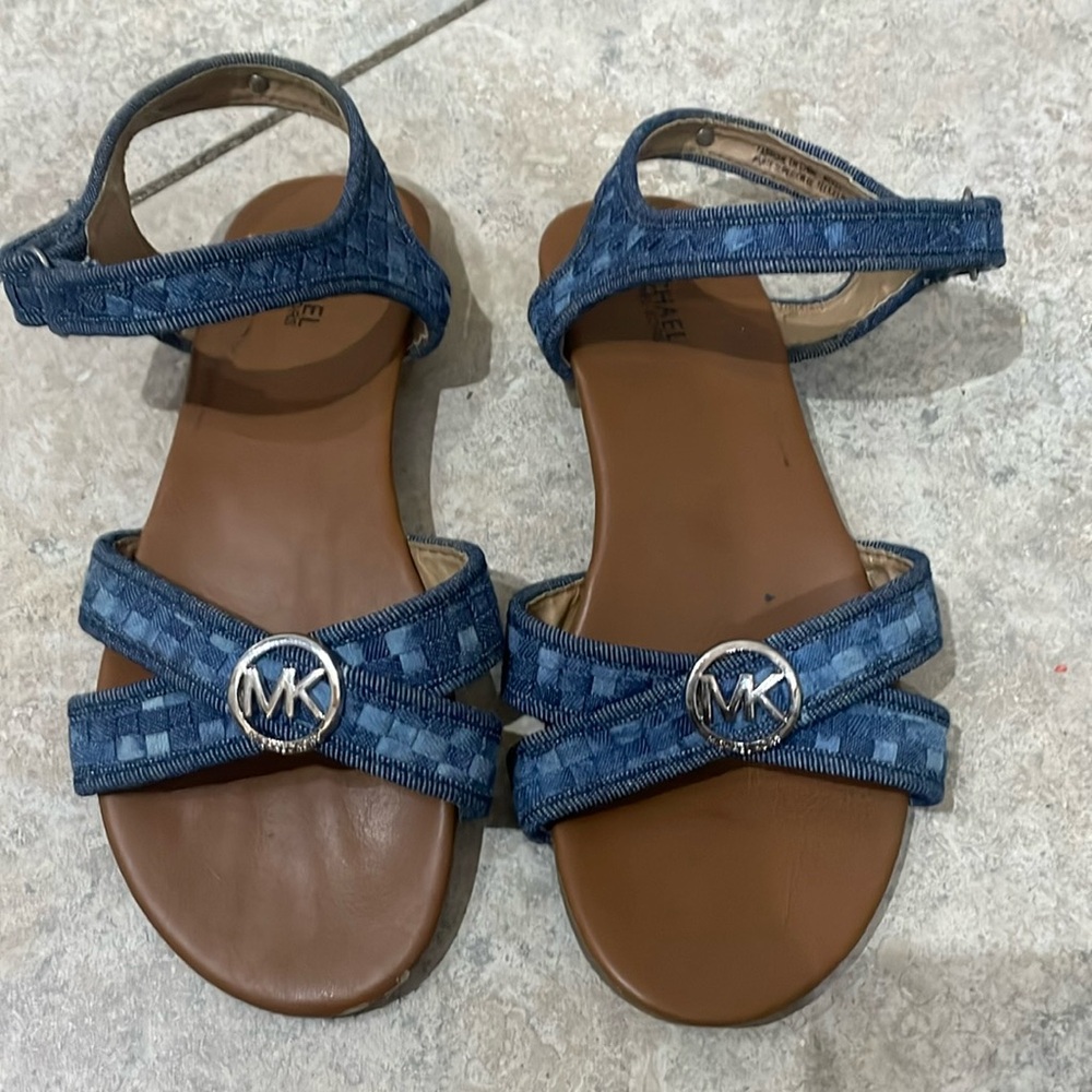 Used Michael Kors Sandals Girls Size 3